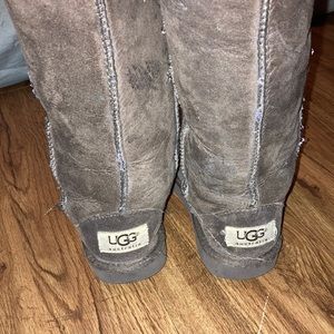 Girls Uggs size 13